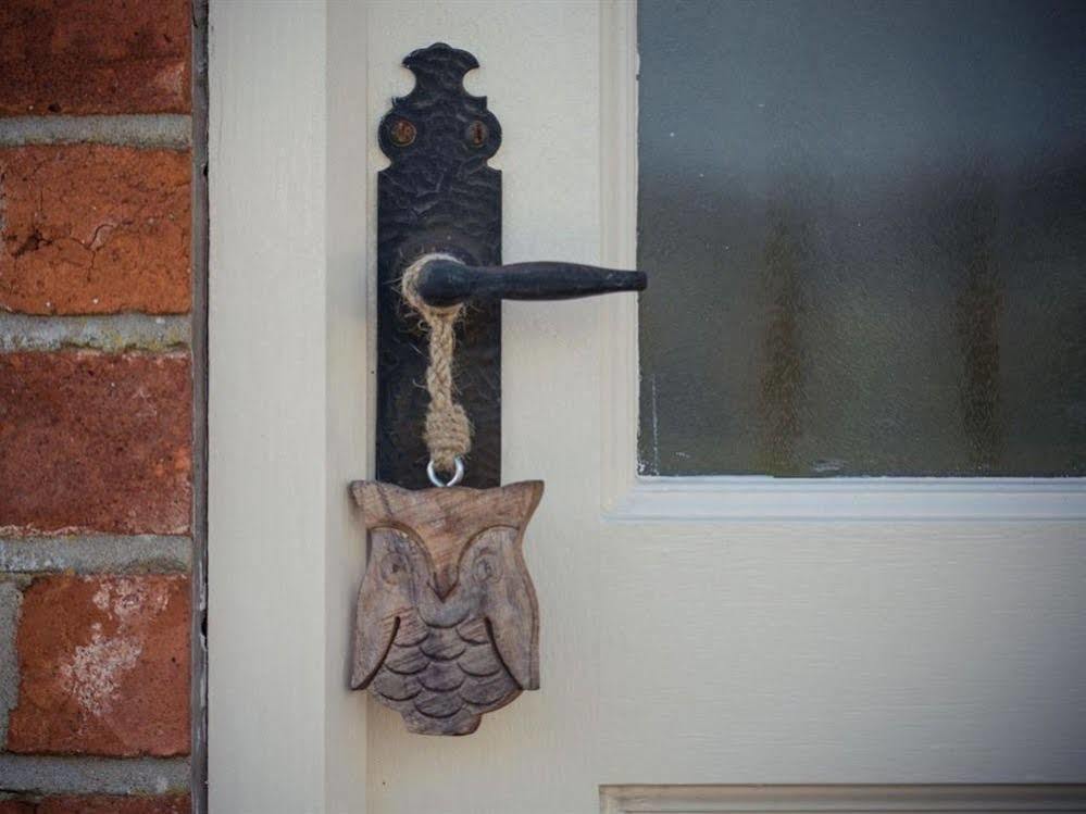 Owl Barn At The Gardens Villa Lissington Екстериор снимка