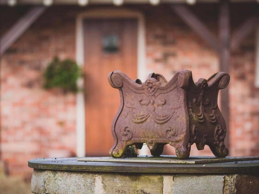 Owl Barn At The Gardens Villa Lissington Екстериор снимка